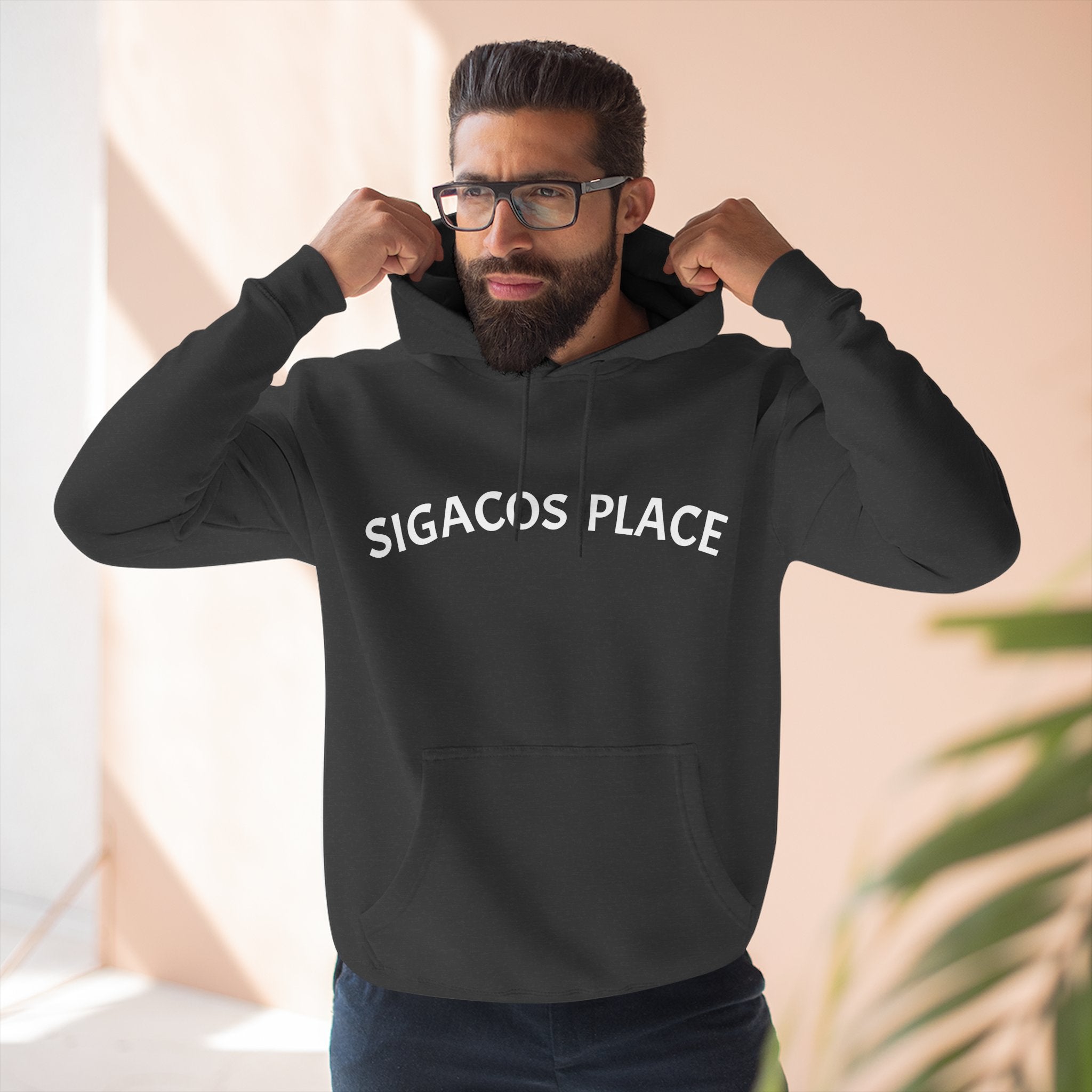 Hollywood star hoodie "Sigacos Place": Be the center of attention